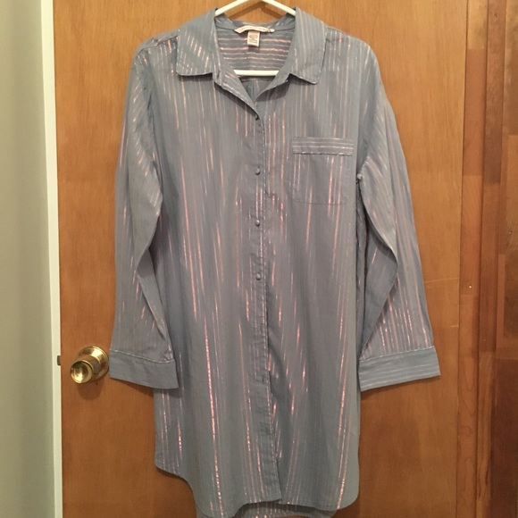 Victoria’s Secret  button down night shirt - Picture 3 of 4